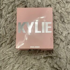 Kylie Cosmetics Blush in Pink